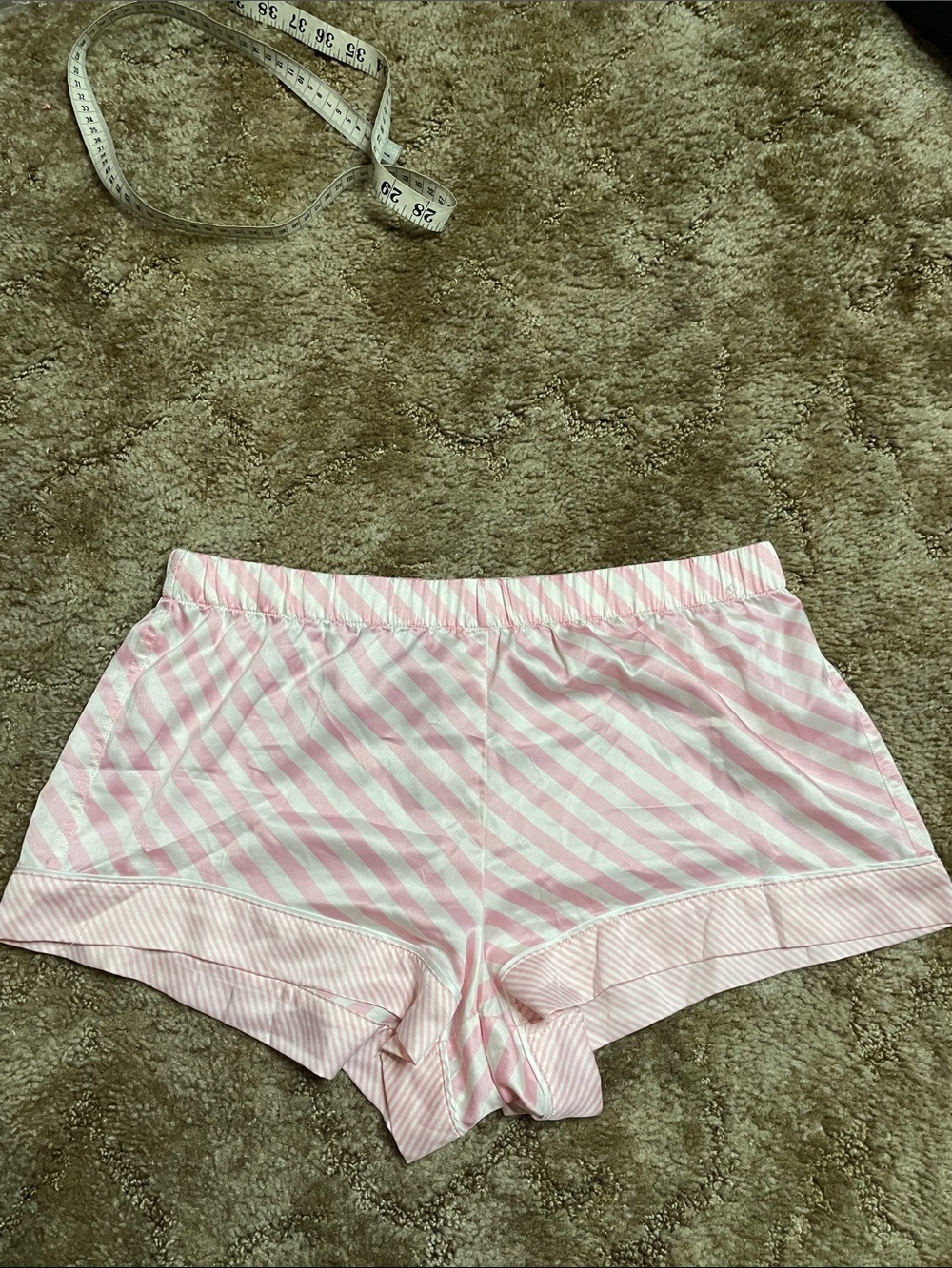 Victoria’s Secret Pink Pajama Shorts Size Medium - Picture 1 of 5